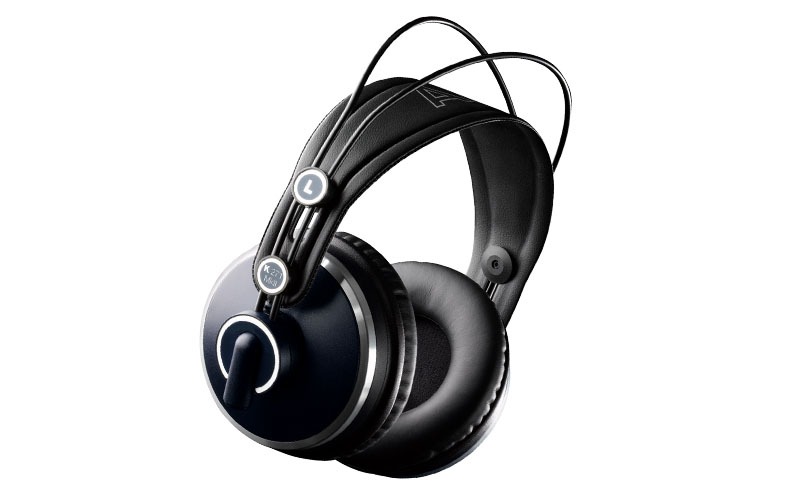 https://blog.landr.com/wp-content/uploads/2019/04/25_Best_Headphones_AKG_k271mkII.jpg