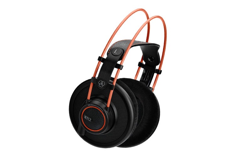 https://blog.landr.com/wp-content/uploads/2019/04/25_Best_Headphones_AKG_k712Pro_6.jpg