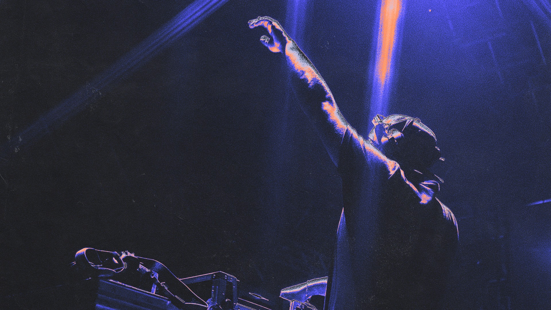 How to Become a DJ: The Aspiring Selector’s Guide